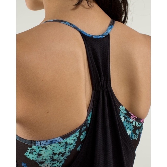 S037 Lululemon No Limits Tank - Black/Petal Pop Multi - Picture 6 of 13